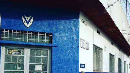 El Club Colón de Temperley está cerca de cancelar una deuda histórica con Aysa. El Club Colón de Temperley está cerca de cancelar una deuda histórica con Aysa.