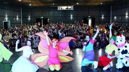 Esta semana siguen los shows en el Teatro.