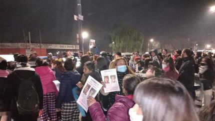 marcharon para pedir la aparicion de los dos alumnos del enam