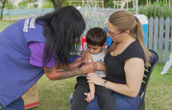 La vacunación contra el sarampión arrancó en abril.