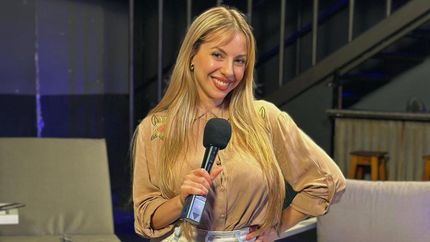 Con toda la actitud para continuar atravesando desafíos profesionales. Con toda la actitud para continuar atravesando desafíos profesionales.