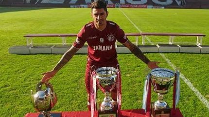 Fue uno de los exponentes del mejor Lanús de la historia. Fue uno de los exponentes del mejor Lanús de la historia.