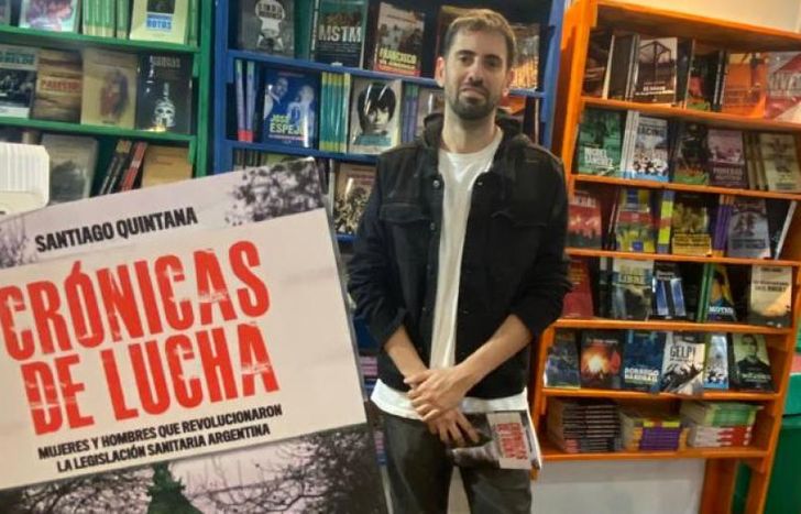 El autor hace unos días en la Feria del Libro de Buenos Aires.