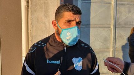Fernando Ruiz quedó conforme con el equipo. Fernando Ruiz quedó conforme con el equipo.