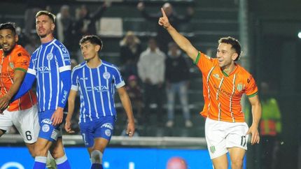 Banfield festejó en la Liga.