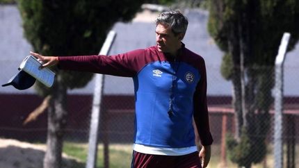 Pellegrino y la relación con los hinchas de Lanús: Su futuro es incierto. Pellegrino y la relación con los hinchas de Lanús: Su futuro es incierto.