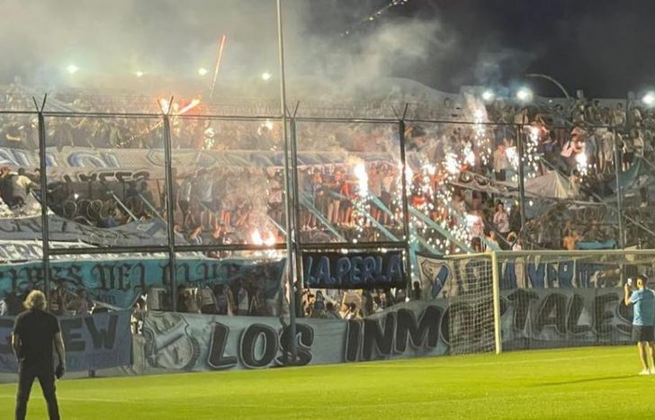 En el último banderazo hubo alrededor de 3000 personas.