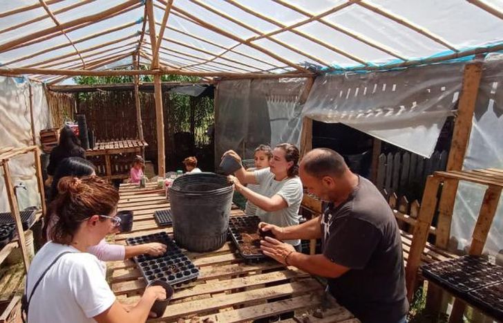 Arrancó un voluntariado en el vivero de la Reserva Santa Catalina