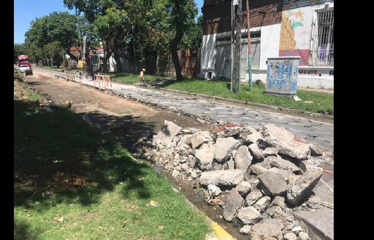 primero se levanta el viejo hormigón deteriorado.