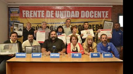 docentes lanzaron un paro de 72 horas