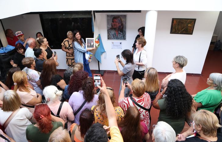 Un sentido homenaje para Ana Tranfo en Lomas.