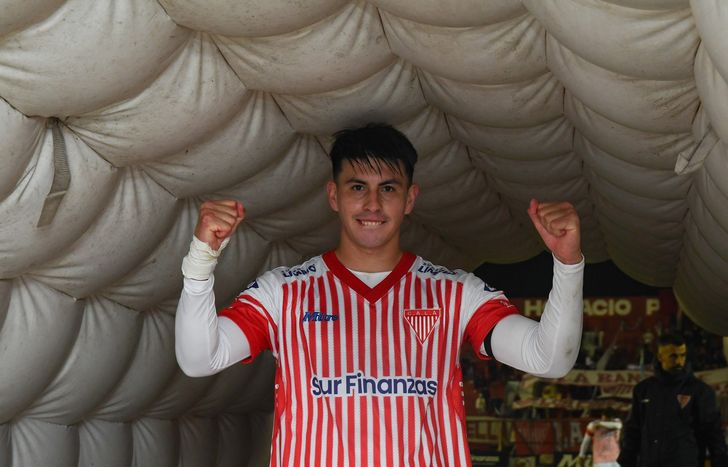 Brian Leizza sigue un año más en Los Andes.