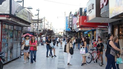La propuesta se realizará en las zonas comerciales de Lomas, Temperley y San José.