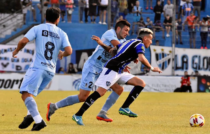 Almagro está arriba sobre Temperley en el historial.