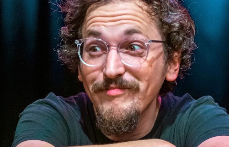 Vuelve a Lomas para presentar su espectáculo.