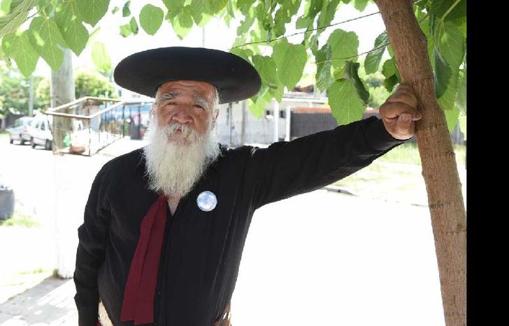 “ME ACUERDO QUE PASABA EL LECHERO CON LOS JARRONES DE ALUMINIO”, EVOCA CON NOSTALGIA.