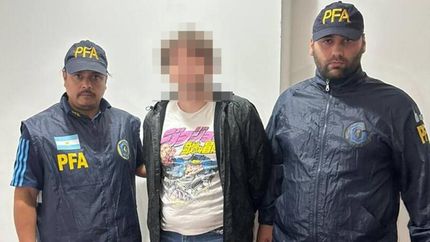 El momento de la detención del joven de Llavallol. El momento de la detención del joven de Llavallol.