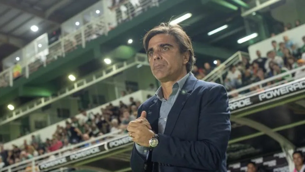 Javier Sanguinetti enfrentará a Banfield con Aldosivi.