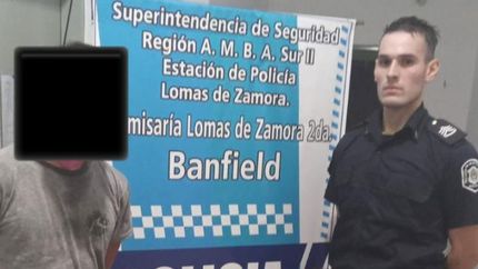 robo un auto en banfield y escapo: choco en lanus y lo detuvieron