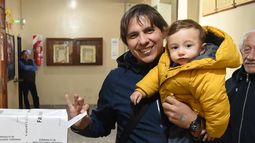 La primera votación juntos.