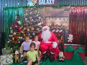 Las trigemelas de Lomas fueron a ver a Santa y se encontraron con una sorpresa.&nbsp;