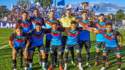 El clásico se fue para Adrogué.