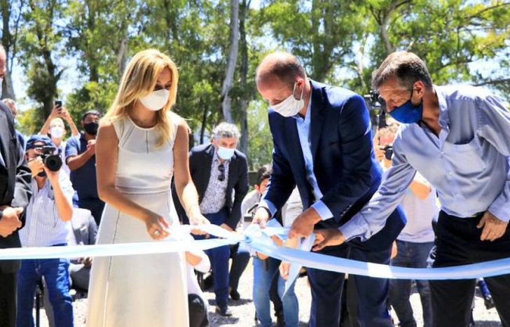 Insaurralde y Yánez inauguraron el espacio educativo.