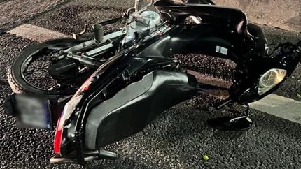 Chocaron la moto y se tiraron de Puente La Noria para no ser detenidos.