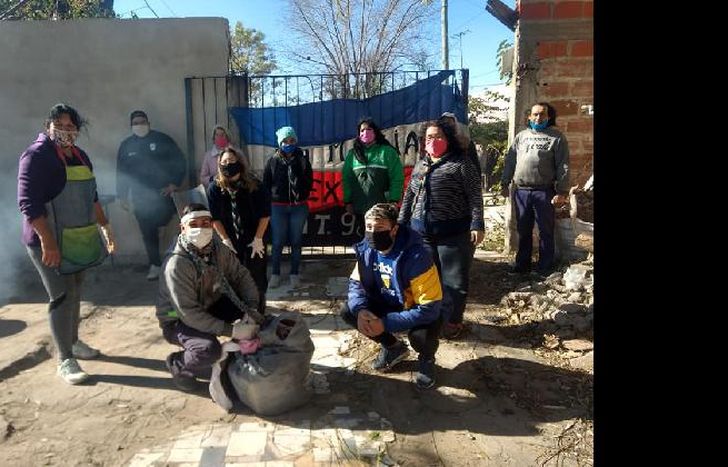 El club entrega un promedio de 130 porciones cada sábado.