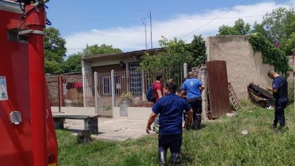 En el lugar intervinieron los Bomberos de Lomas, Emergencias Lomas y Defensa Civil. En el lugar intervinieron los Bomberos de Lomas, Emergencias Lomas y Defensa Civil.