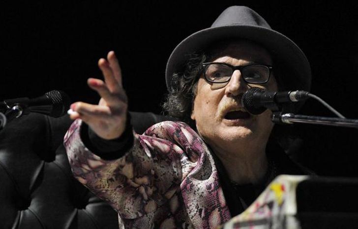 Al maestro, con cariño. Lomas celebra a un artista esencial.