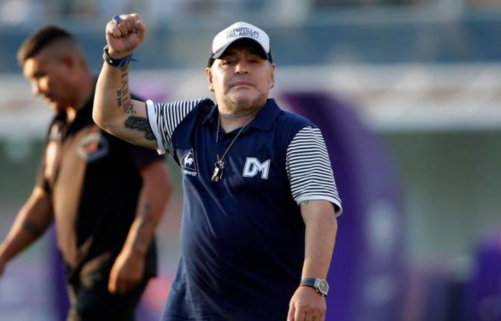 Maradona está hoy en terapia intensiva.