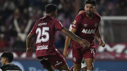 Marcelino Moreno le dio el triunfo a Lanús sobre San Martín de San Juan.