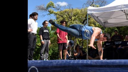 miles de jovenes disfrutaron del primer festival de hip hop