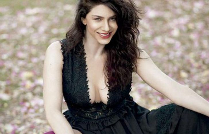 Gaetani, fogosa con Vicuña.