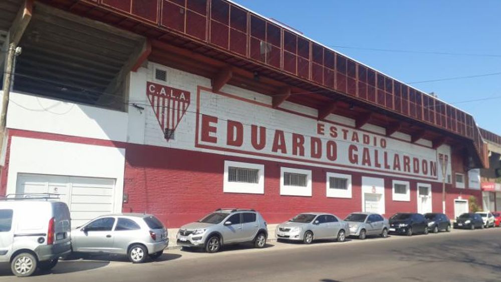 Los Andes busca acomodar la situación de sus socios.
