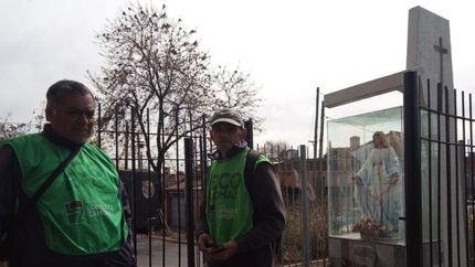 Quieren construir paredes para proteger a la virgen.