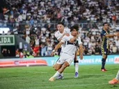 Lanús vuelve a la carga por Adrián Alcaraz.