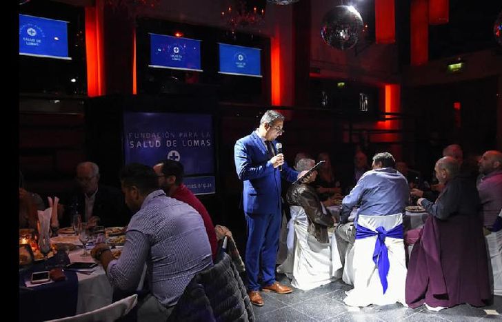 el presidente de la fundación, antonio venezia, brindó un discurso para explicar los objetivos de la organización.