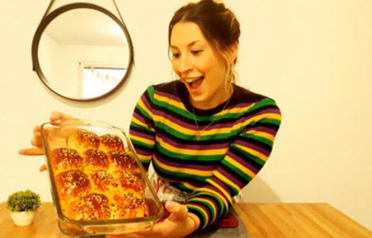 Con ingredientes simples enseña recetas muy fáciles.