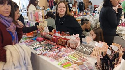 los expositores van a sortear más de 50 productos para los vecinos.