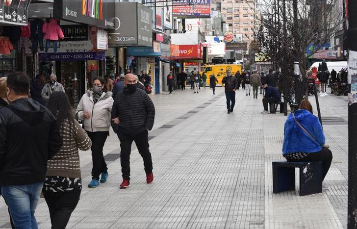 Siguen bajando los casos de Coronavirus en la Argentina semana a semana.