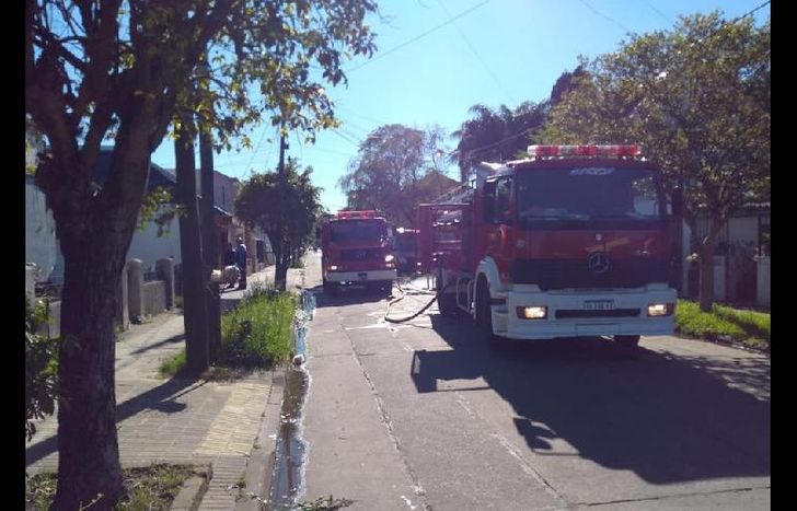 Actuaron tres unidades con 10 bomberos.