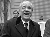 Jorge Luis Borges visitó la Municipalidad de Lomas de Zamora.