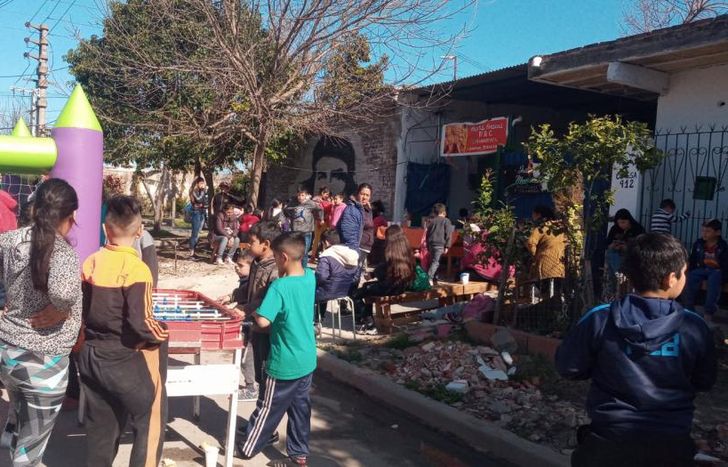 El objetivo del merendero es pasar un grato momento junto a los chicos del barrio.