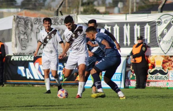 En el Capocasa, el Azul celebró tres puntos valiosos.