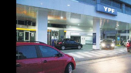 empresarios aseguran que las naftas volverian a aumentar en septiembre