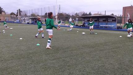 Las chicas del Taladro arrancaron con una victoria.