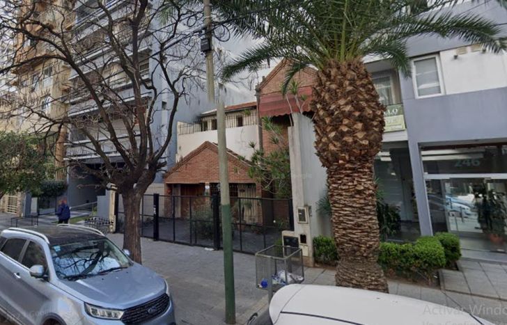 La casa donde se encuentran los gatos está ubicada en Sarmiento al 200.