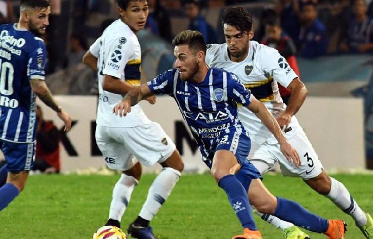 Boca sufrió, pero festejó en Mendoza.